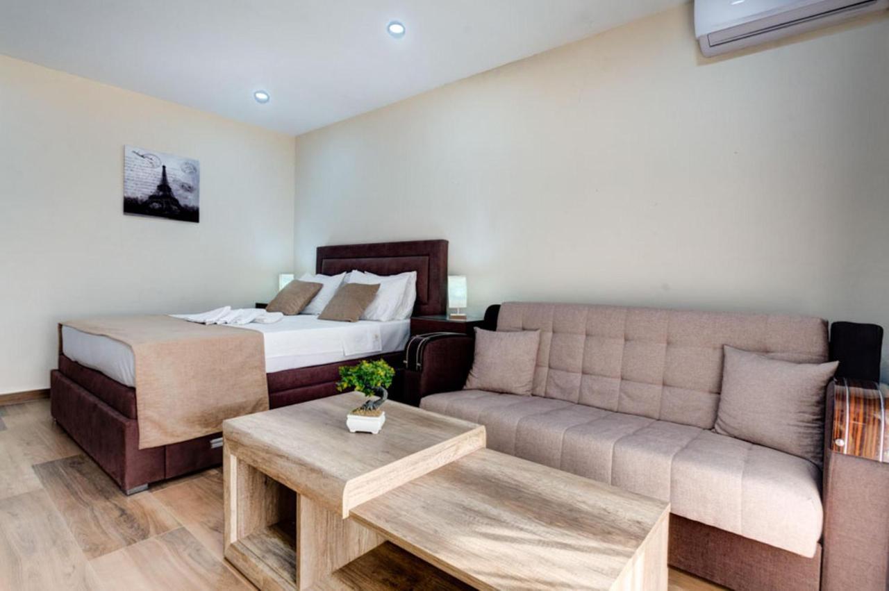 Hotel Zan Ούλτσιν Εξωτερικό φωτογραφία