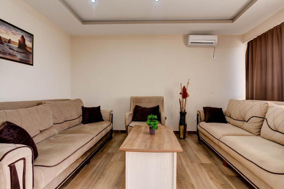 Hotel Zan Ούλτσιν Εξωτερικό φωτογραφία