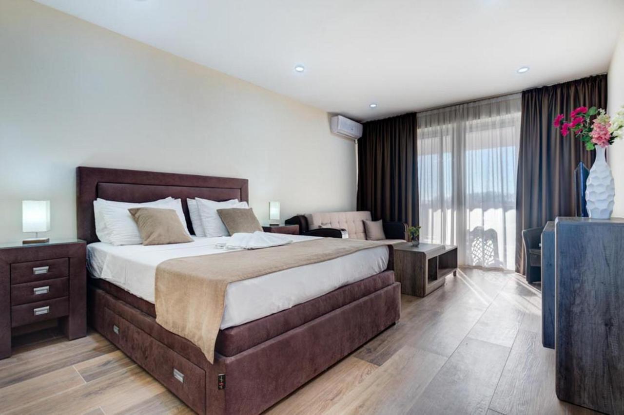 Hotel Zan Ούλτσιν Εξωτερικό φωτογραφία