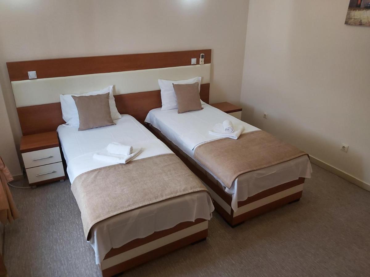 Hotel Zan Ούλτσιν Εξωτερικό φωτογραφία