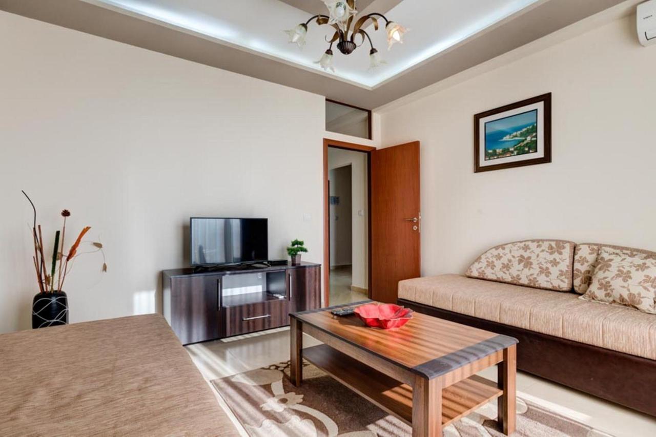 Hotel Zan Ούλτσιν Εξωτερικό φωτογραφία