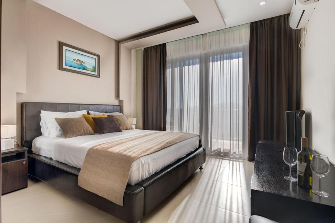 Hotel Zan Ούλτσιν Εξωτερικό φωτογραφία