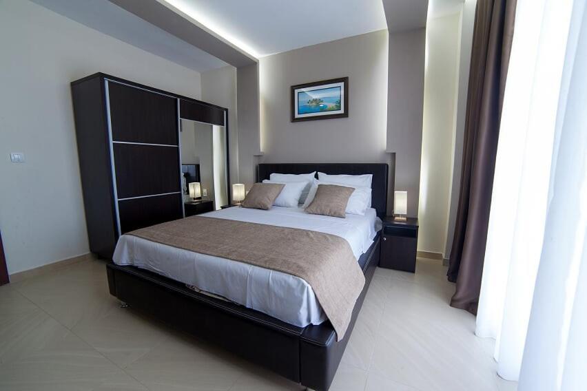 Hotel Zan Ούλτσιν Εξωτερικό φωτογραφία